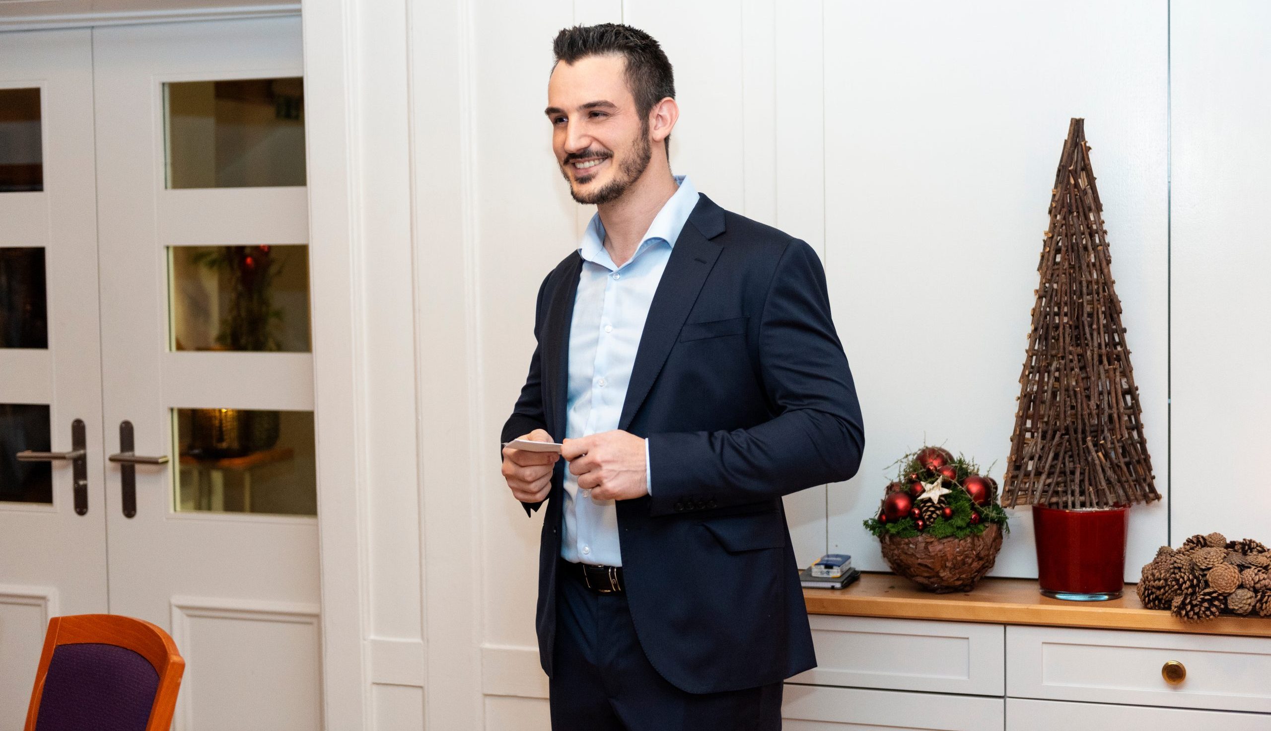 Migranten die unser Sozialsystem missbrauchen, haben in der Schweiz nichts verloren!